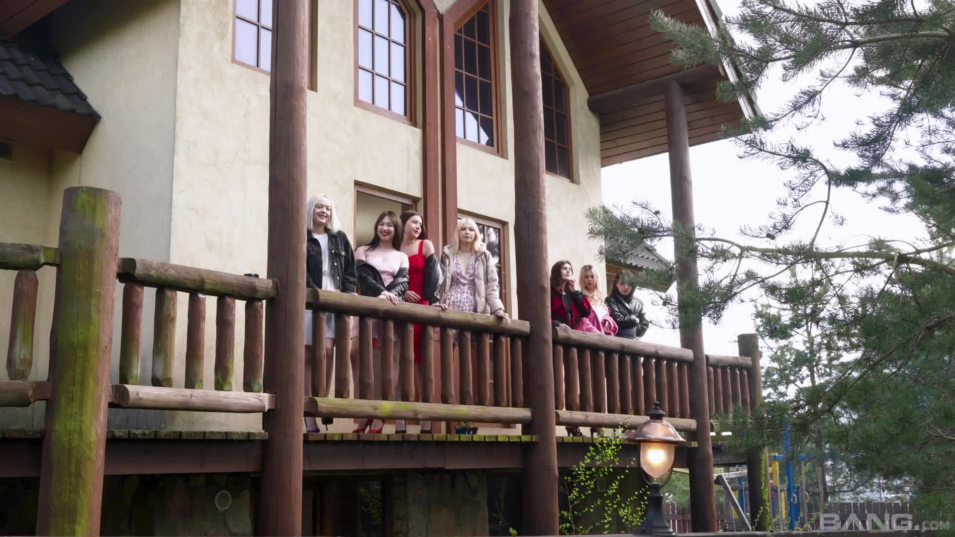 2048.hk@TeenagePartyHearty