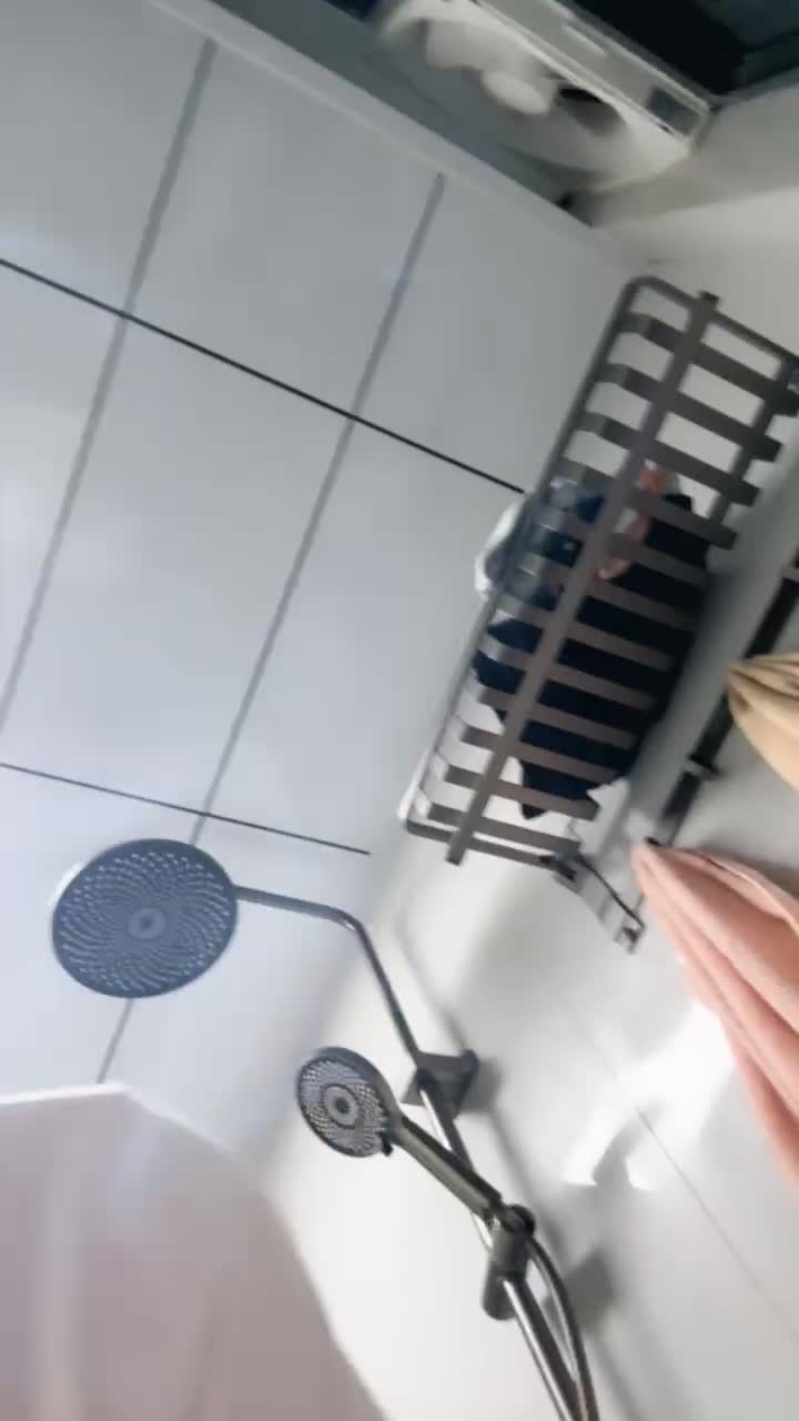 2048.hk@71820204_20251117_222312