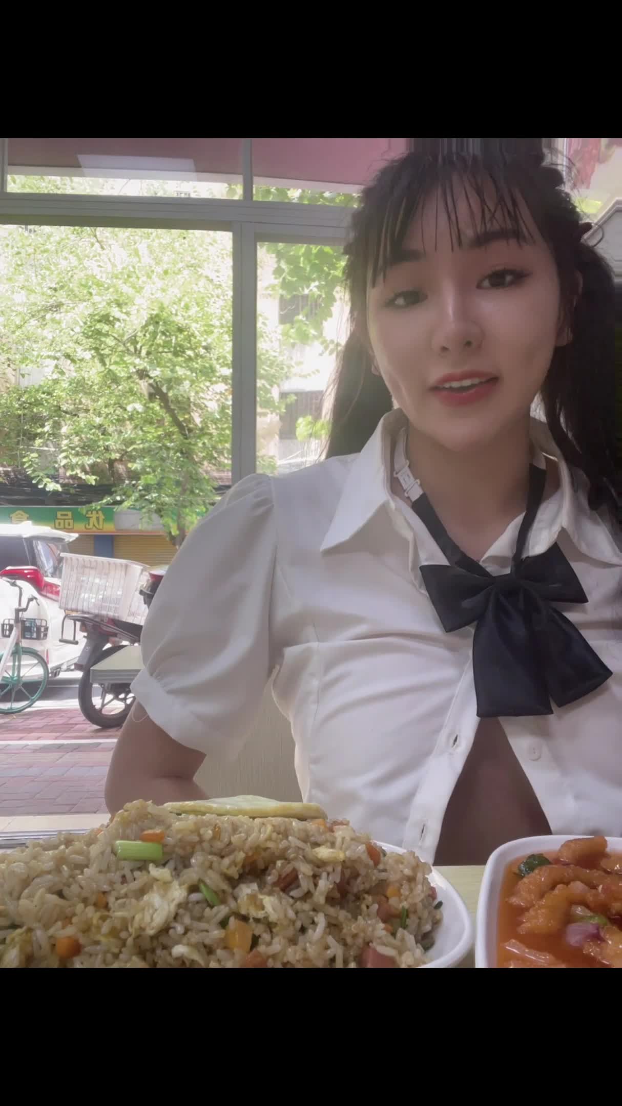 2048.vip-11月新品，重磅回归开局就王炸，顶级露出【TonyJ和贝贝】付费(3)，全裸露出野战调教，全程露脸