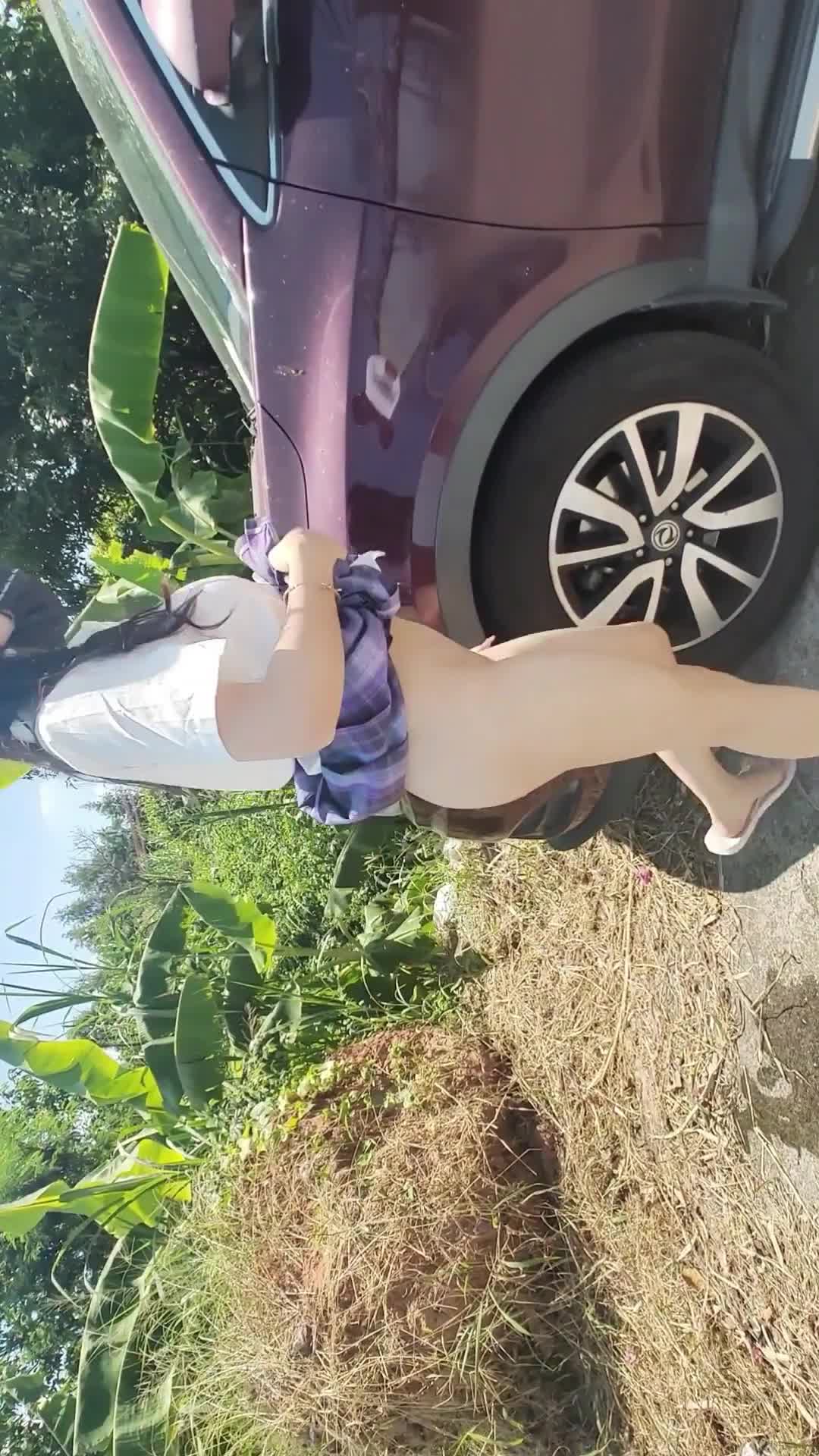 2048.vip-11月新品，重磅回归，开局就王炸，顶级露出【TonyJ和贝贝】付费(2)，全裸逛街人前露出户外性爱