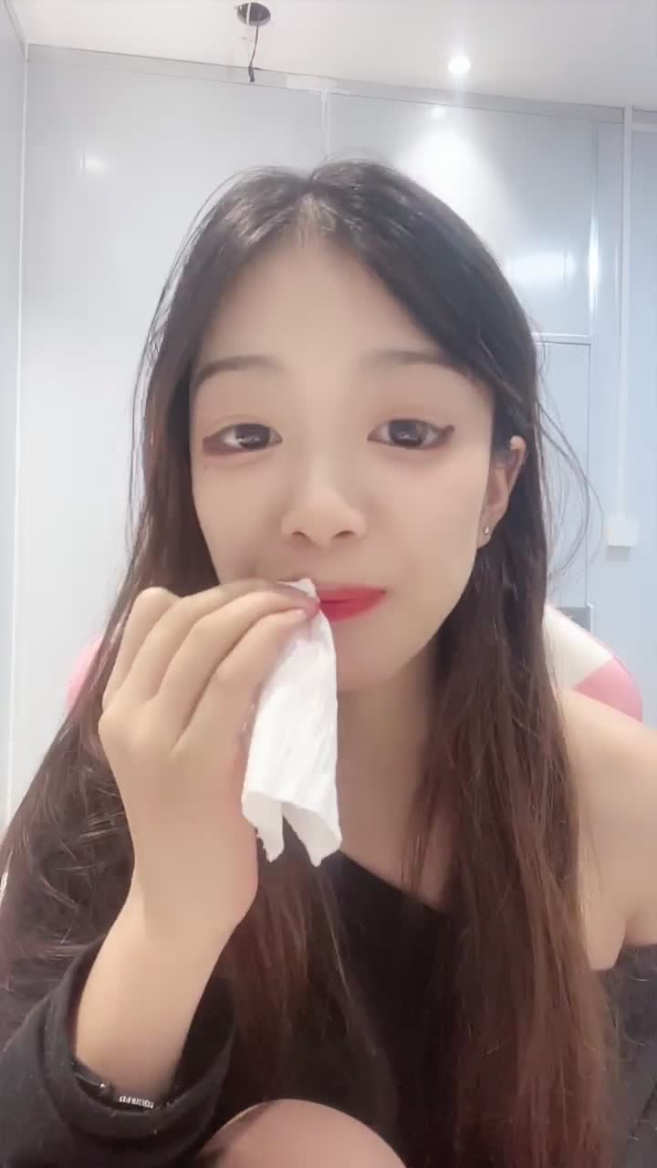 2048.vip-11月最新，顶级校花女神又被干了【06清纯安静】最强火力无套啪啪，脸穴同框性爱，细节拉满