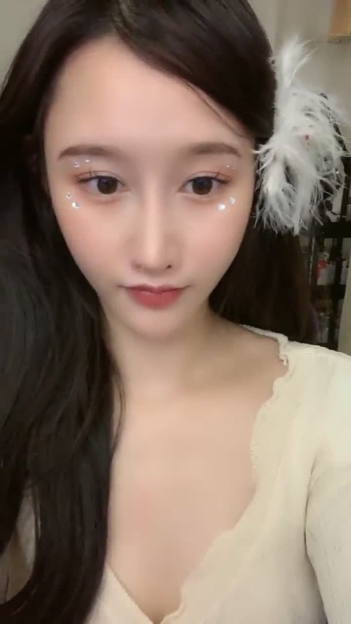 S级女神下海！盛世容颜~ #樱桃 包射！ #直播