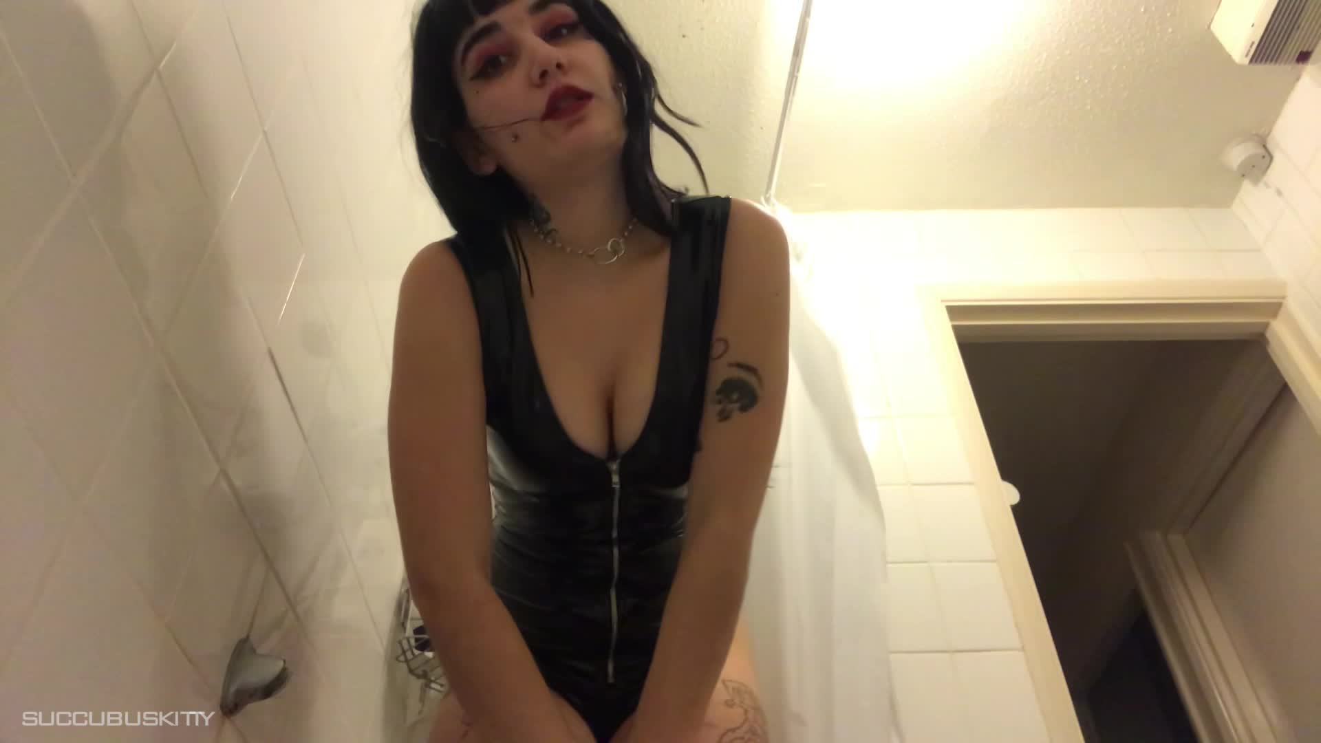 2048.hk@dominatrixvera - Toilet Slave Training POV