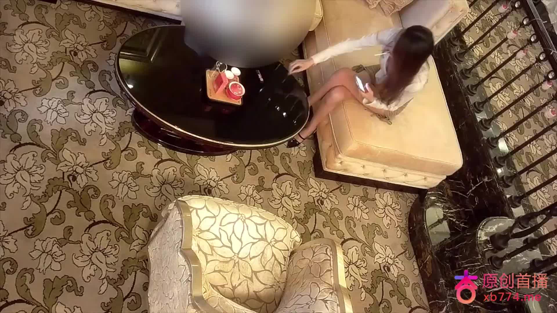 2048.vip-渣男】探花渣男 5000约了一位超模身材女孩浑身上下没有一丝赘肉跟我诉说遇到的变态客户从床上操到沙发上大战