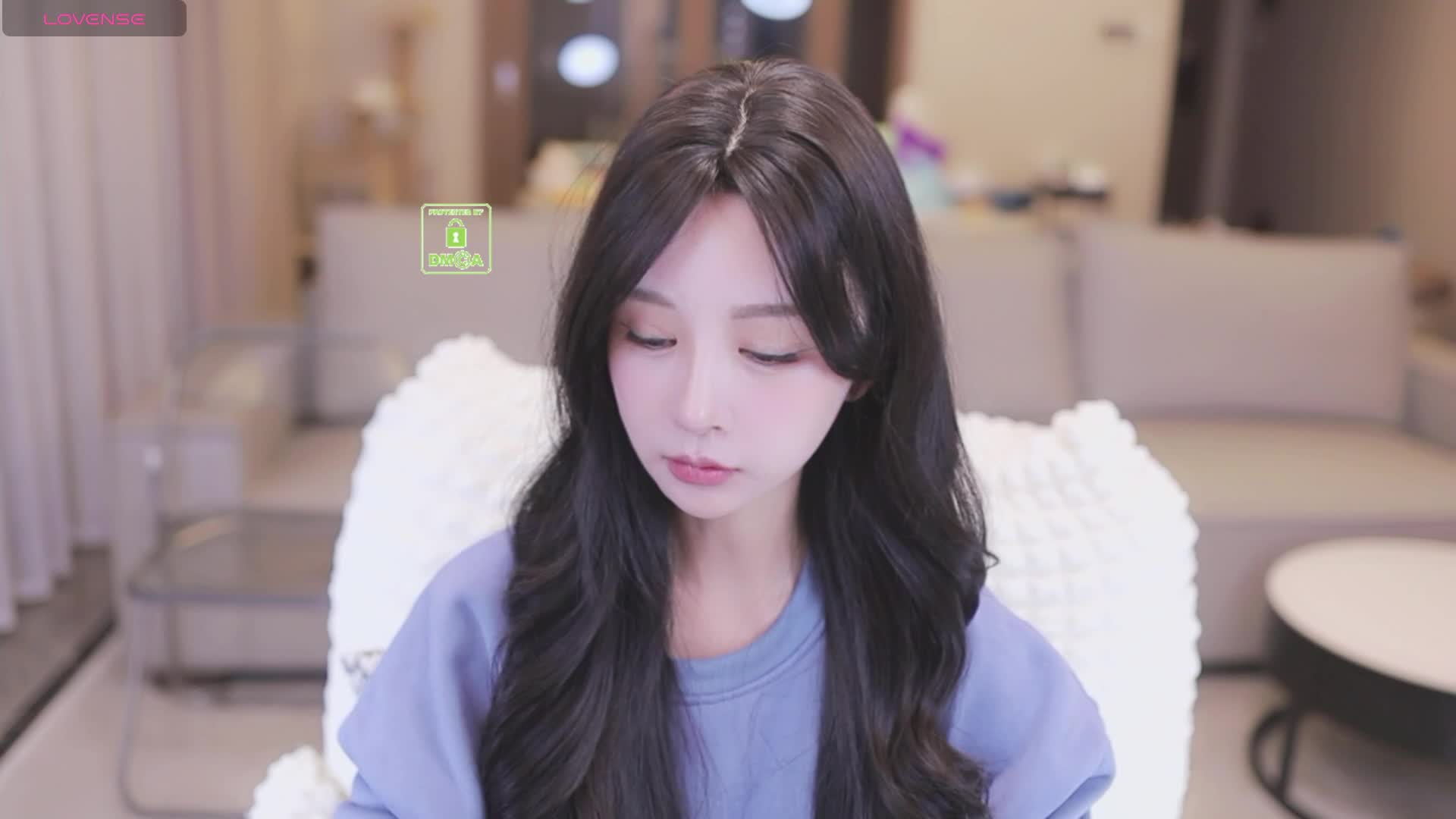 2048.hk@Bella-999_20251107_1935