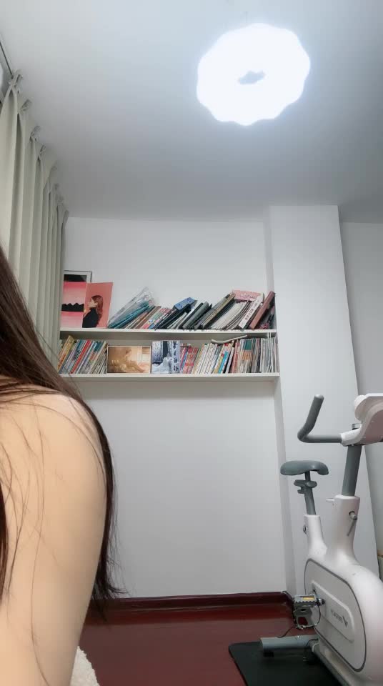 2048.hk@奈奈好大12月3日--1764749788