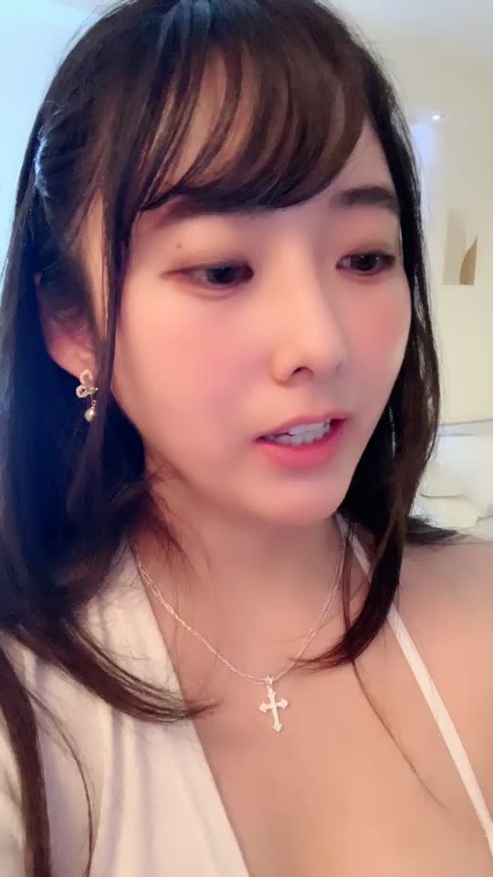 2048.hk@1867549746_娇娇嗲嗲的小狐狸_20251119_205024