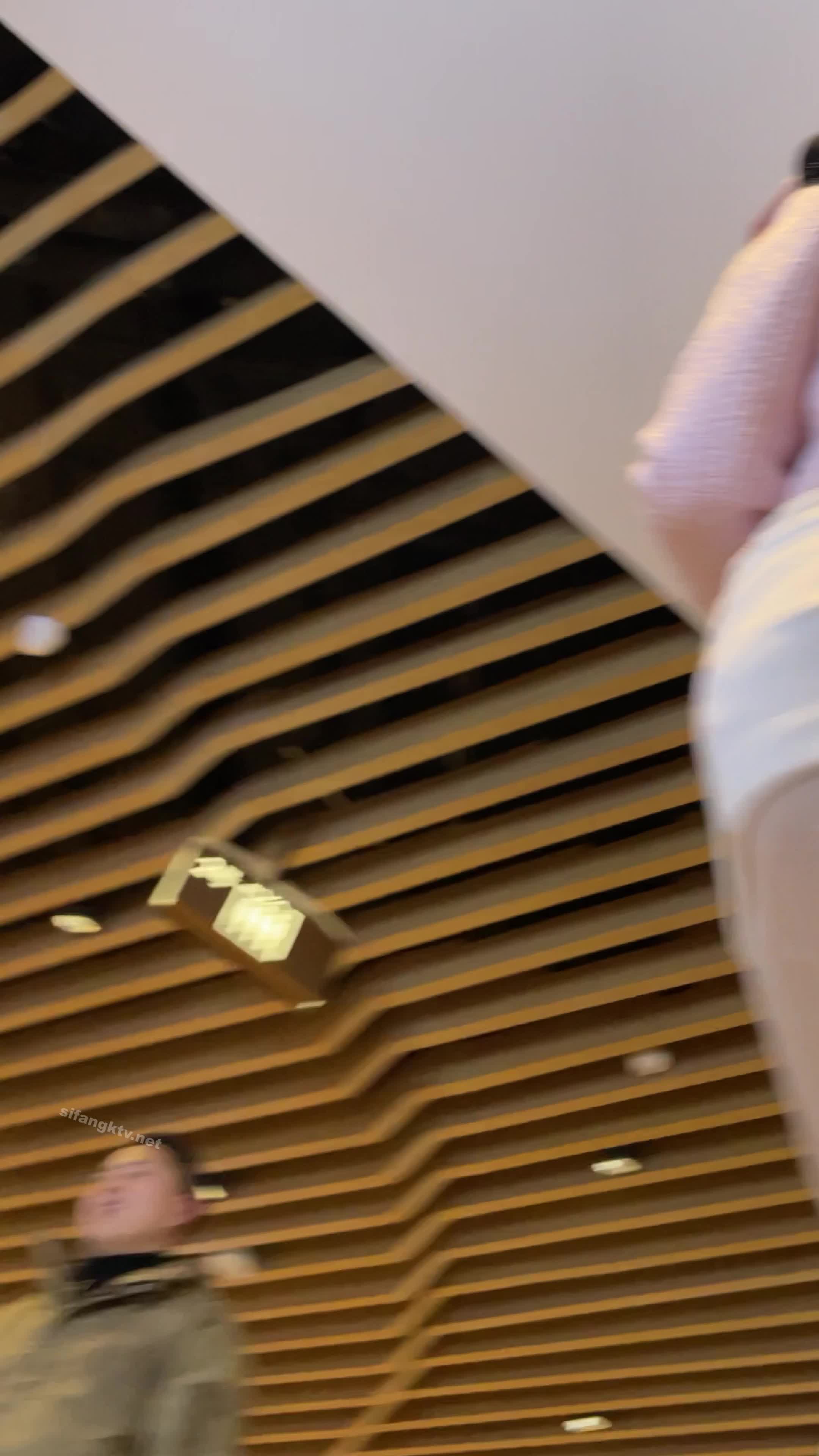 2048.hk@【㊙️新KingKCD】CD1970斑点白丝袜包臀裙靴子美女