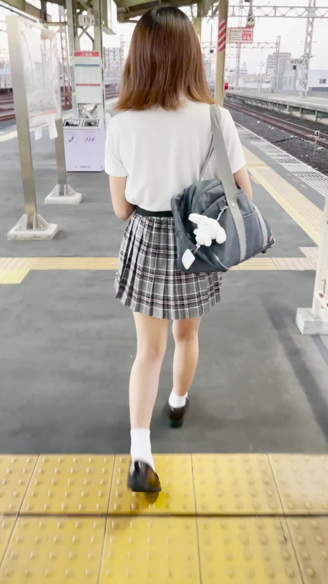 2048.hk@5_6267037710762902353