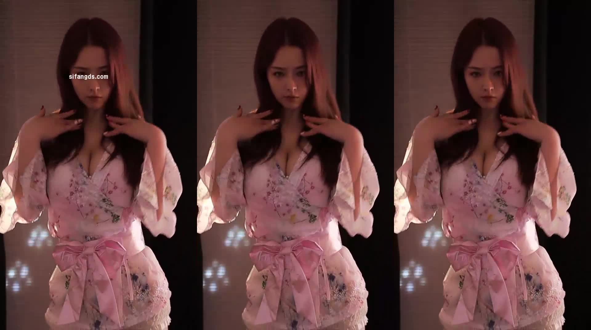 2048.hk@lone考拉 巨乳 内衣抖胸 定制【9V】 (3)