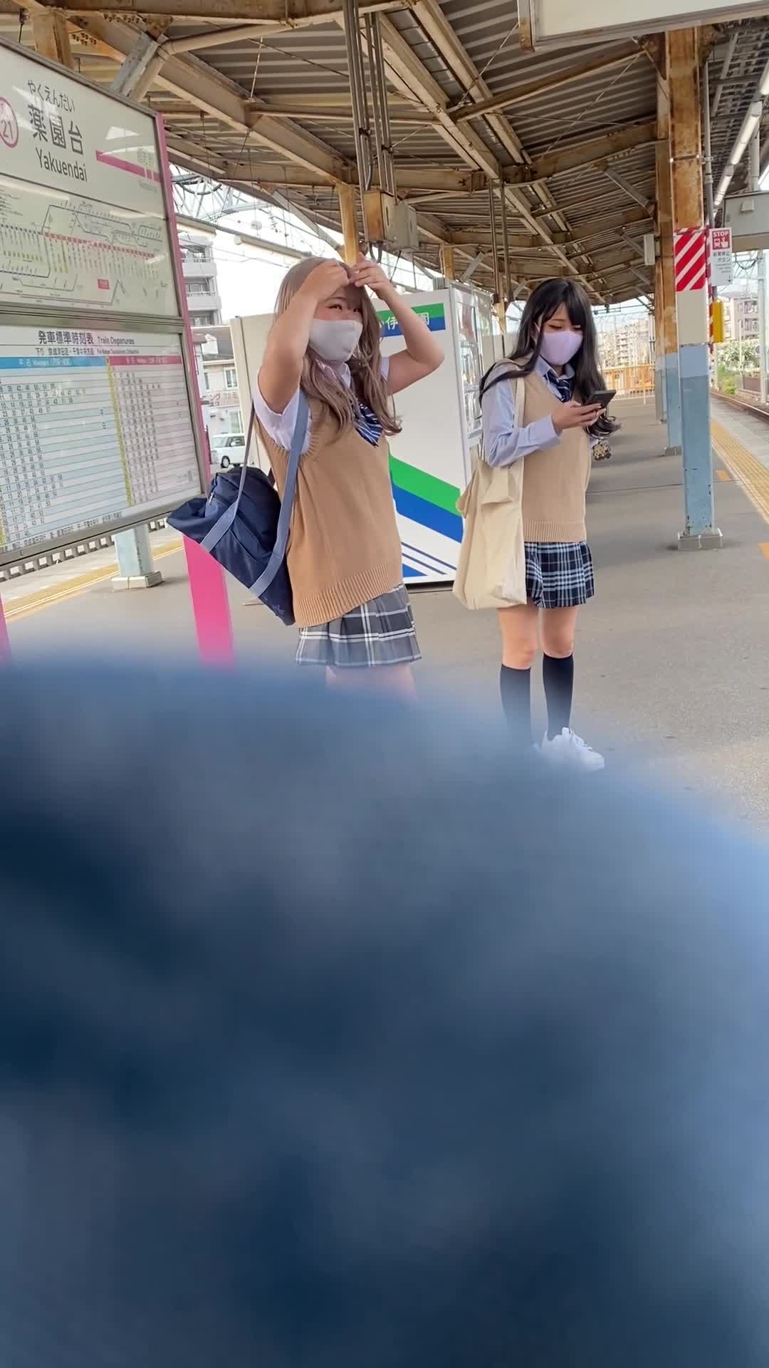 2048.hk@5_6230755368939554363