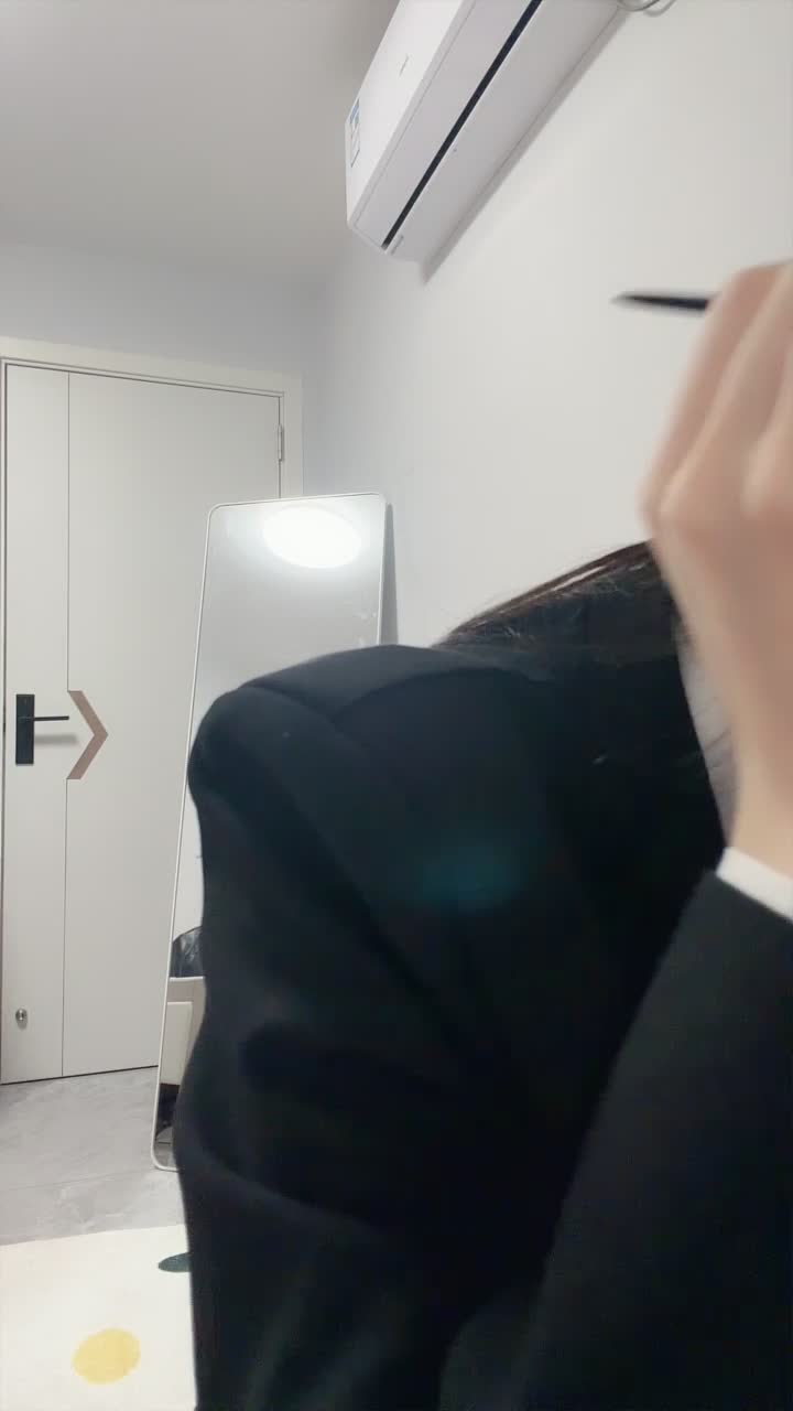 2048.hk@389301434_湿湿_20251206_000550