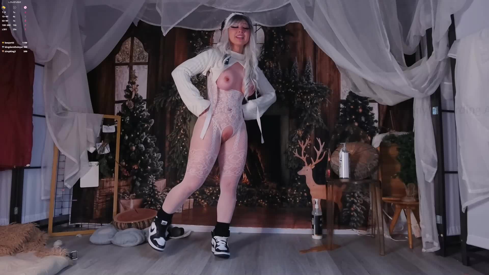 2048.hk@mollyflwers_2025-12-11_20-24