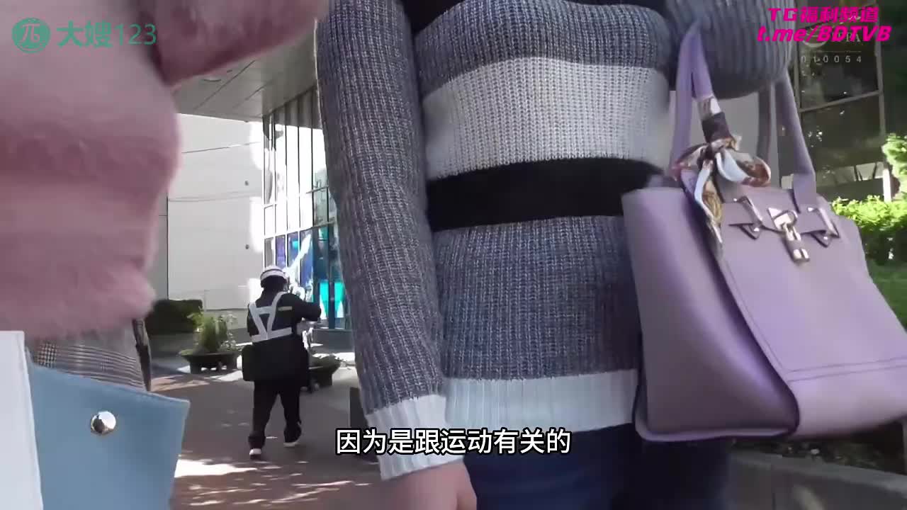 251103B 巨乳闺蜜一起来比赛，气球上面装着假屌爽歪歪！PS：用过假屌骚逼淫水多，又在闺蜜面前被那真的鸡巴操！番号：HJMO-431女优：#秦音花音 #富井美帆 #山本莲加 #美园和花标签：#巨乳 #女上位 #潮吹 #羞耻