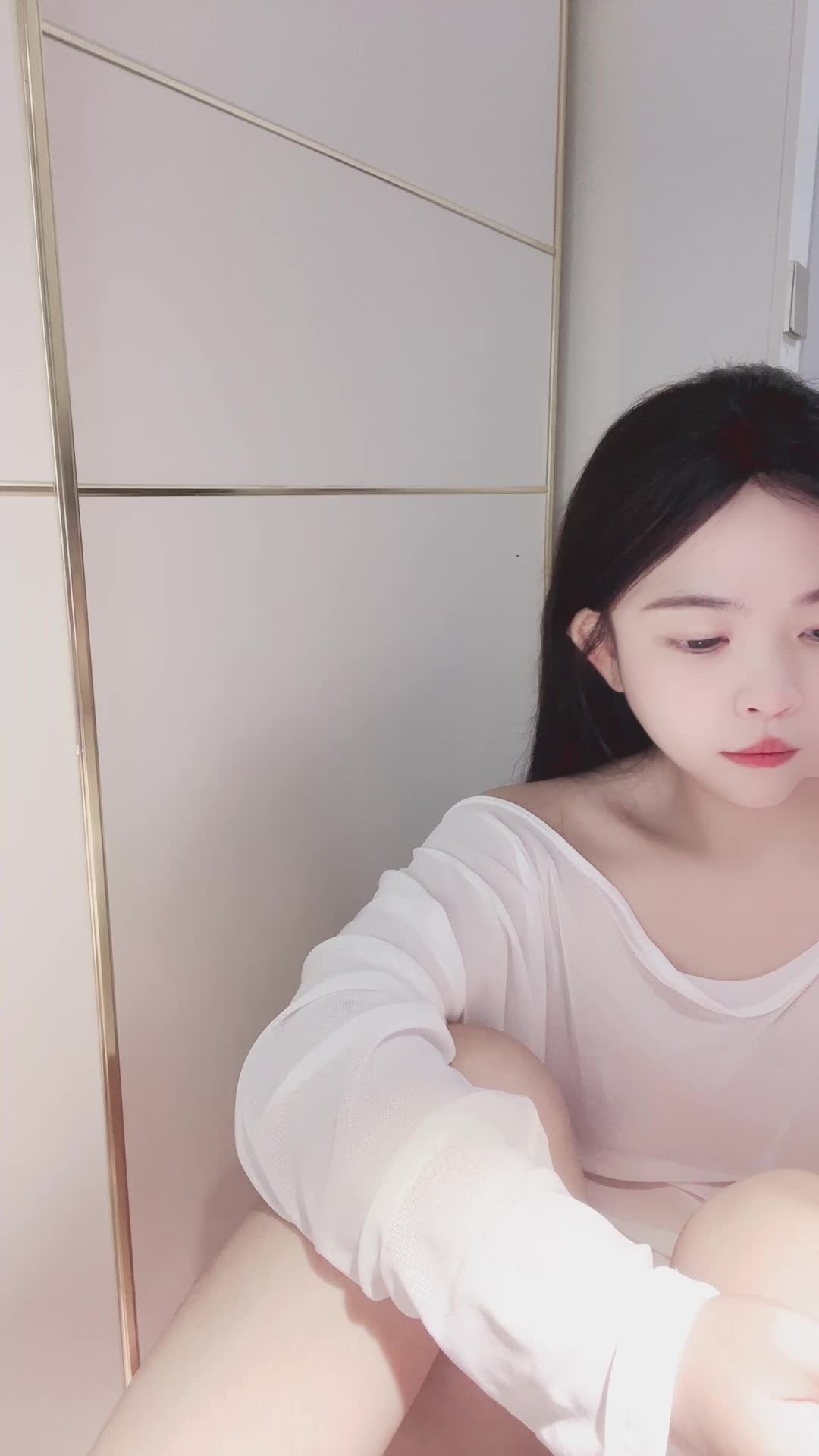 2048.hk@珍珠12月19日--1766148693