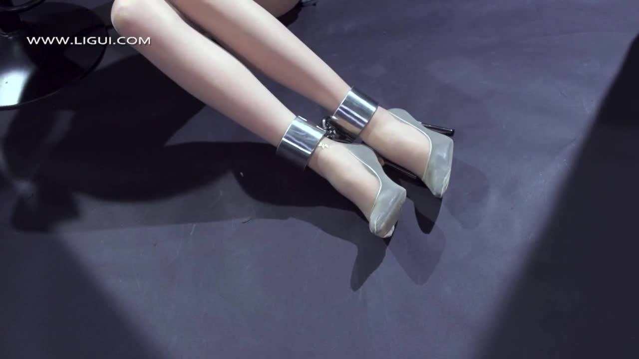 2048.hk@[Ligui丽柜] 2020.06.13 HD视频《锁住美丽》敏儿