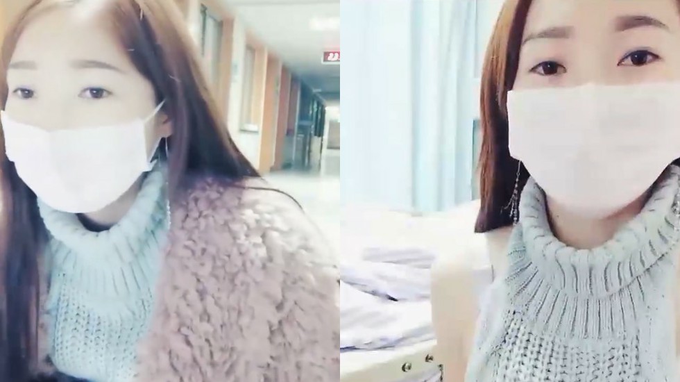 零零后美女男友出院前一晚来一炮，今晚隔壁病床有个肺病患者不管他拉上帘子就开干