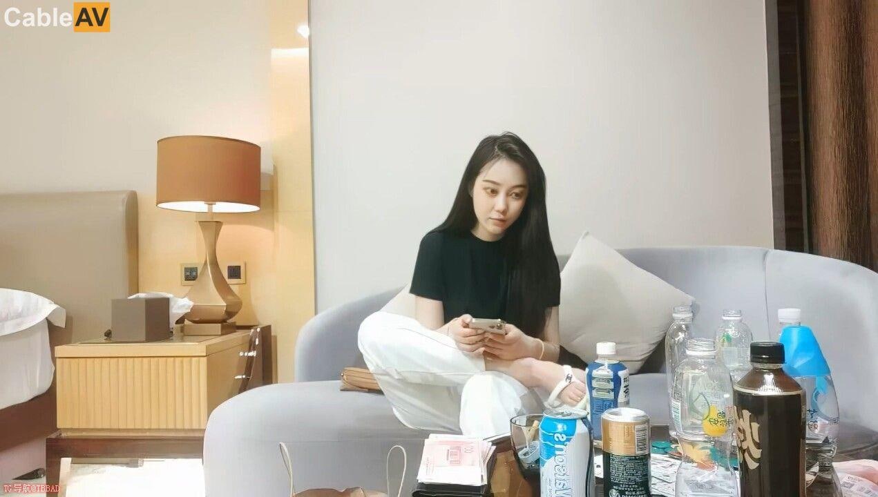 吃瓜,爆料91沈先生探花大合集 【AI高清2K修複】91沈先森深夜黑衣甜美外围妹，翘起屁股口交摸逼，扶着大屁股后入一下下撞击，妹子受不了呻吟娇喘